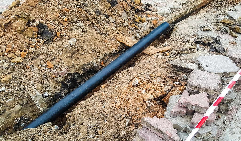 城市核心区地下电缆毫米级非开挖施工关键技术